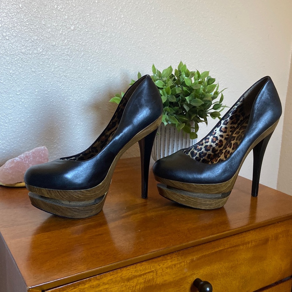 Jessica Simpson platform heels